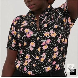 Torrid size 4 button down floral  polka dot blouse